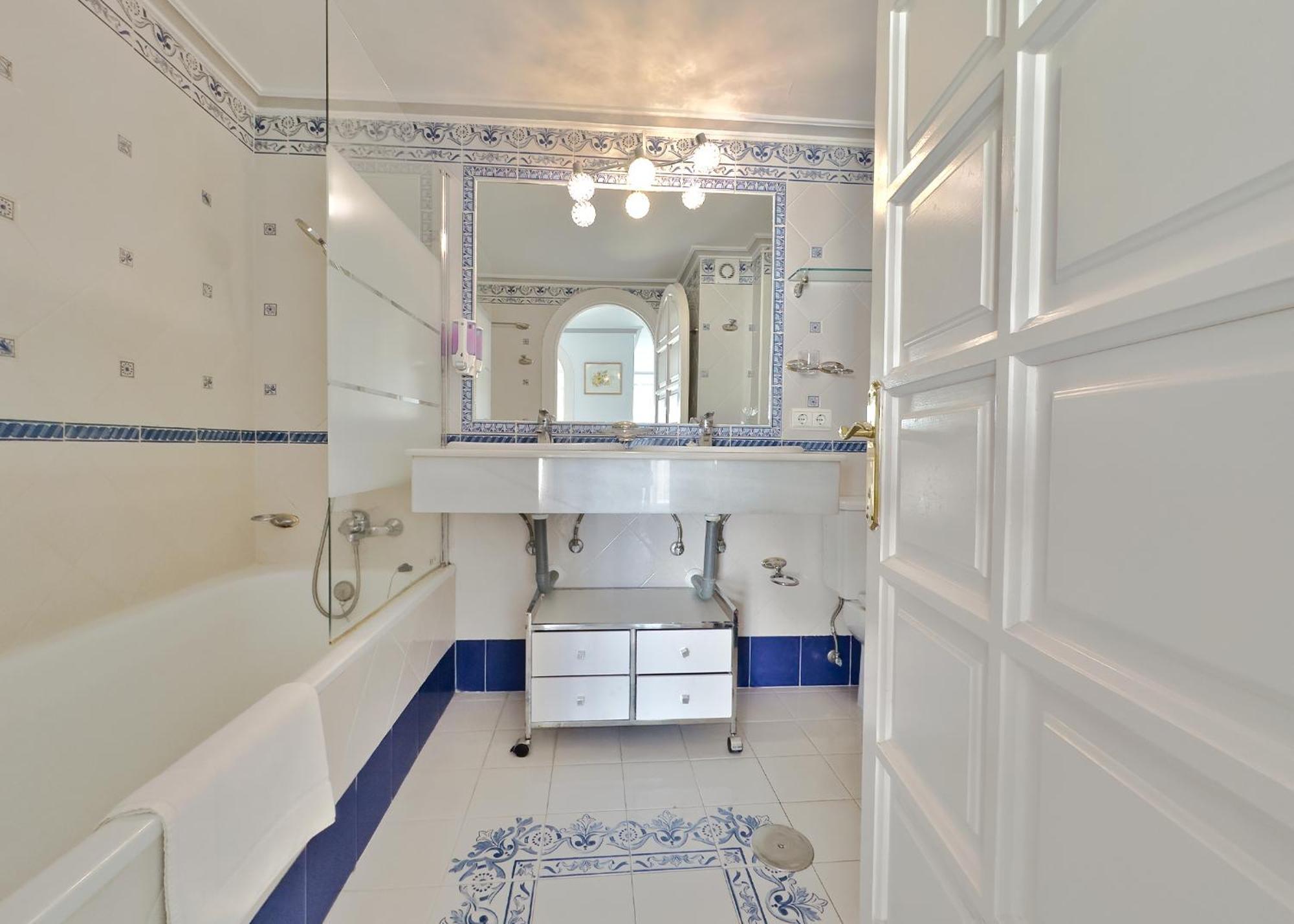 Skol 508 West Facing Duplex Apartment With Amazing Sea Views Marbella Bagian luar foto